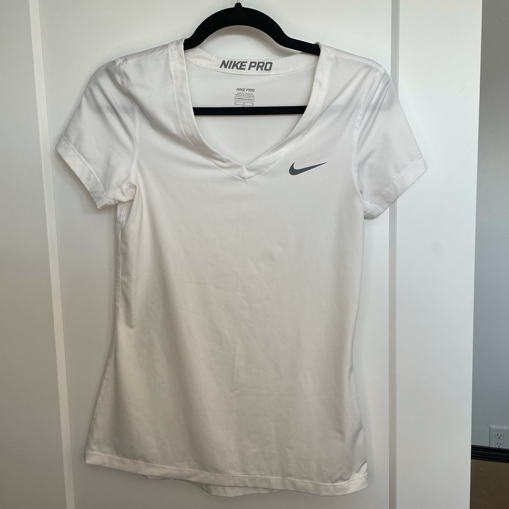 Nike Pro top - Medium
